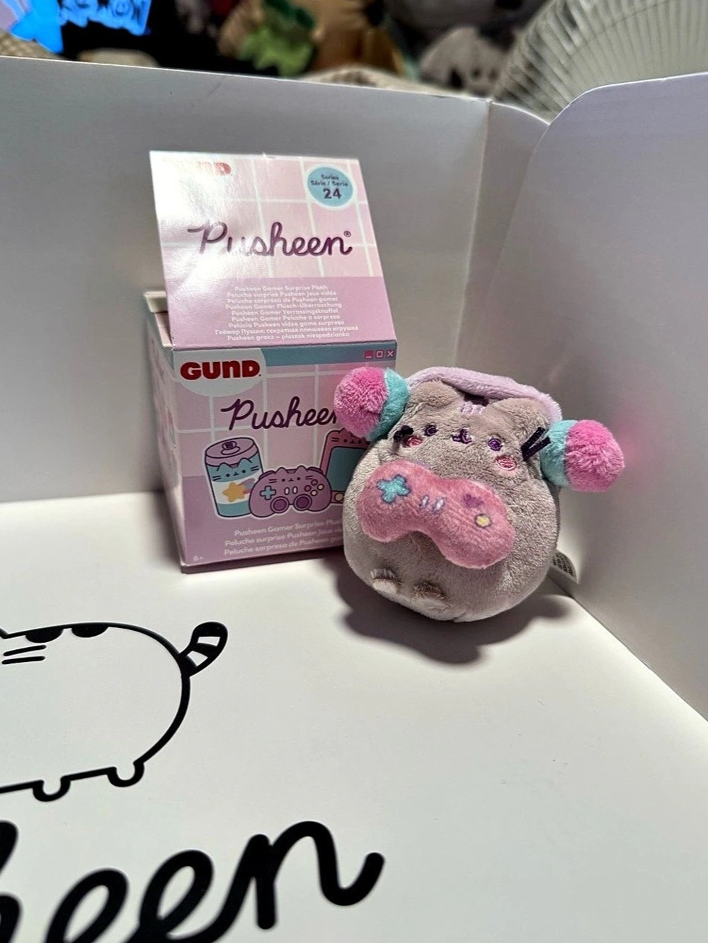 GUND Pusheen Gamer Surprise Plush Series 24 CHASER